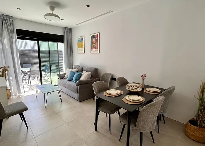 Atrio Homes Sansuena 公寓